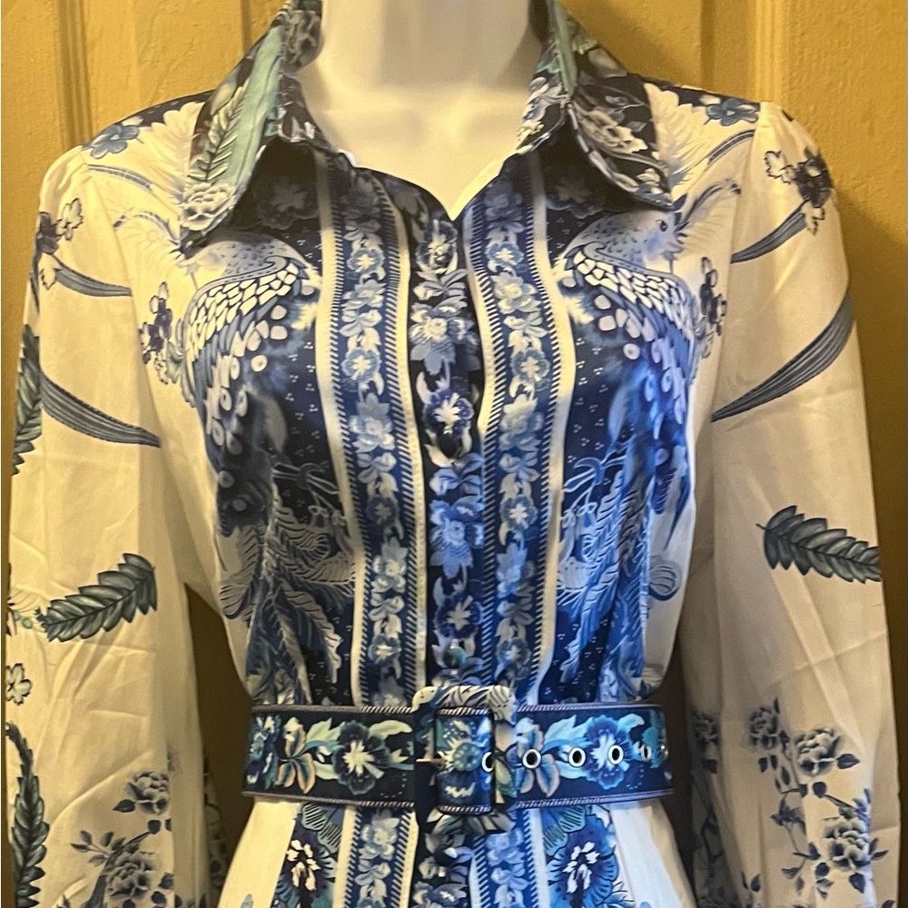 Porcelain pheasant print beautifully bordered a Belt, collar, button sleeve
